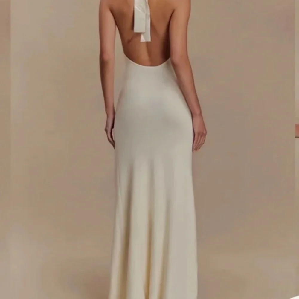 Meshki Shiloh Rose Halter Maxi Dress Ivory - Picture 3 of 4